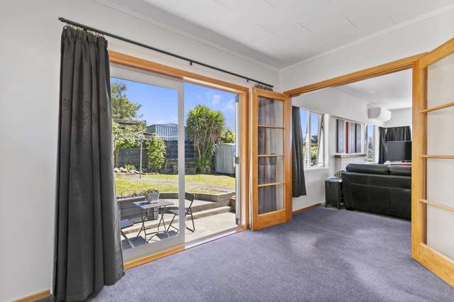 17 Padnell Crescent Paparangi_2