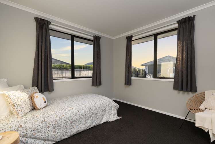 69 Hastings Road Pyes Pa_17