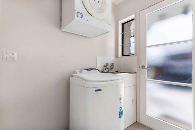 1/37 Teal Crescent Beach Haven_12