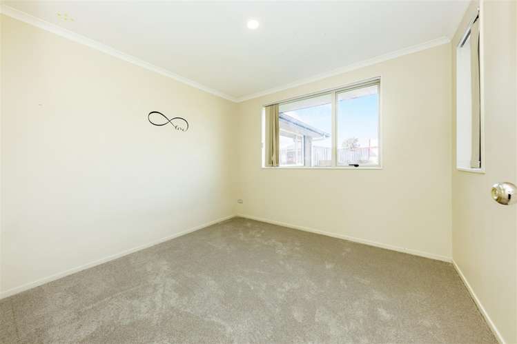 23 Masters Place Favona_9