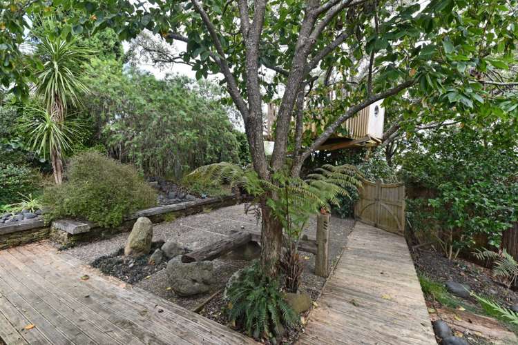 23 Tiri Tiri Road Birkdale_17