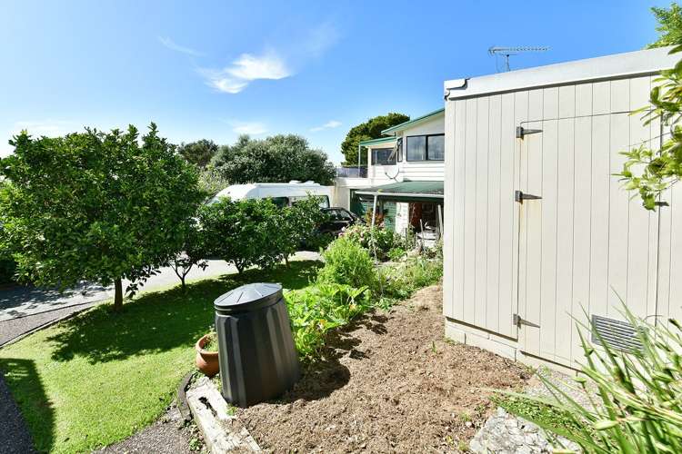 22 Alexander Road Algies Bay_24