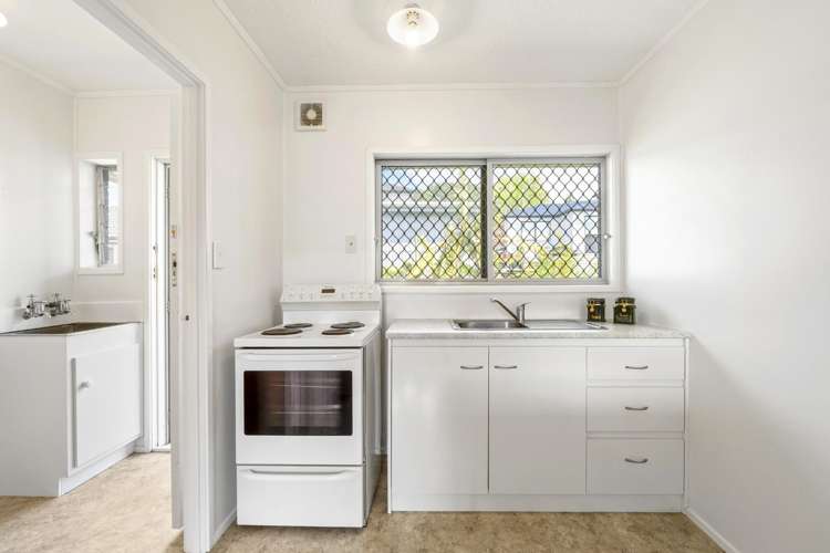 3/3 Koromiko Street New Lynn_5