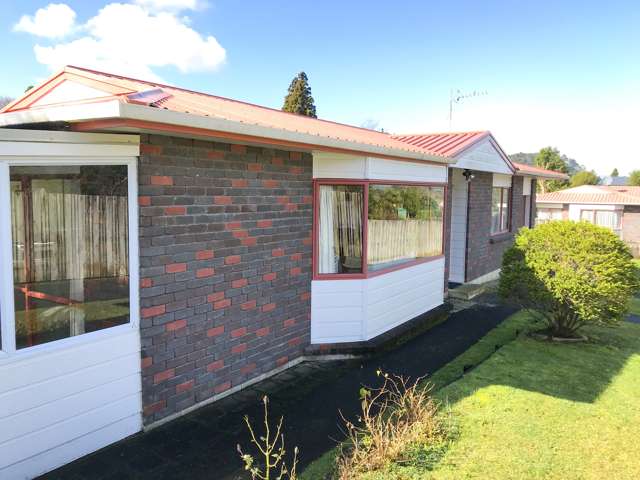 122unit Kenny Street Waihi_1