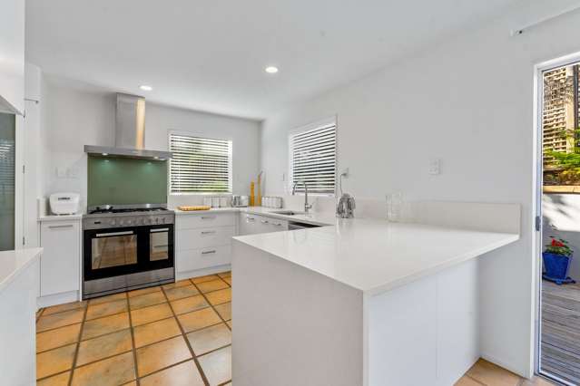 1/104a Beach Road Campbells Bay_4