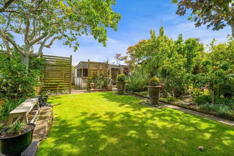 9 Cameron Street Hawera_18