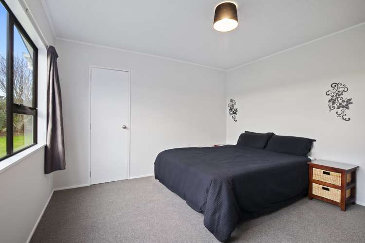 337 Parker Lane Pukekohe_10