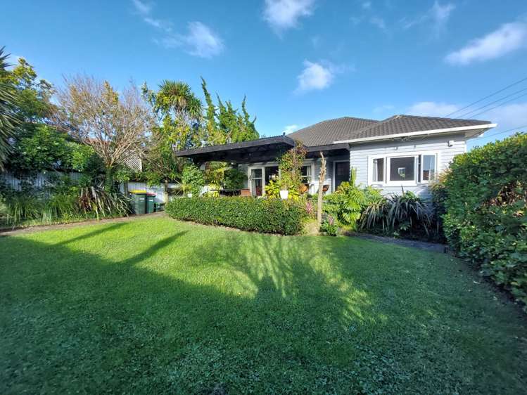 334 West Coast Road Glen Eden_0