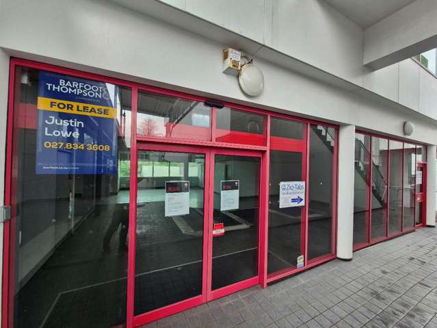 PRIME RETAIL / OFFICE / HOSPITALITY SPACE