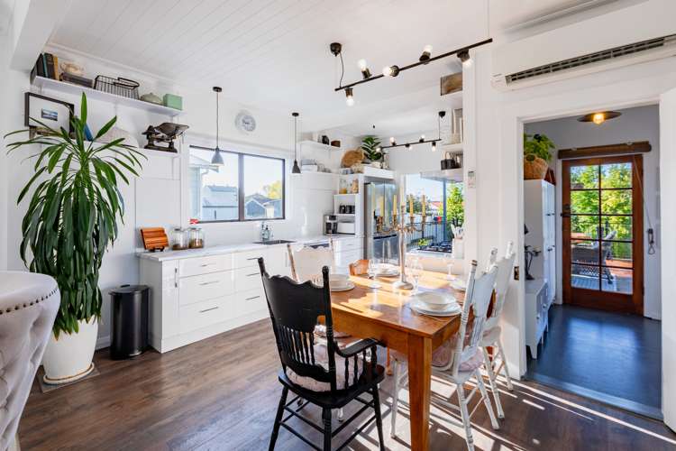 13 Waverley Street Waipawa_5