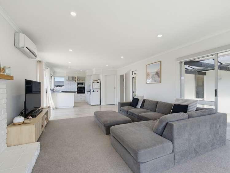 8 Woodham Drive Allenton_8