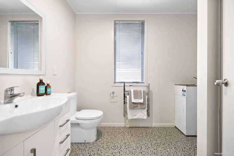 884a Mount Eden Road Three Kings_10