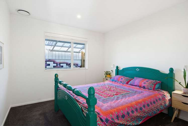9 Camberley Road Richmond_13