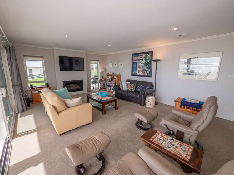 6 Christine Drive Coopers Beach_8