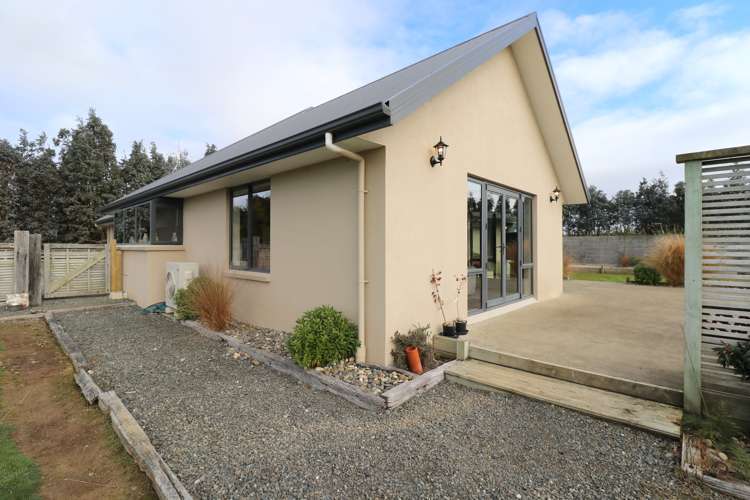 121 Mason Road Seaward Bush_33