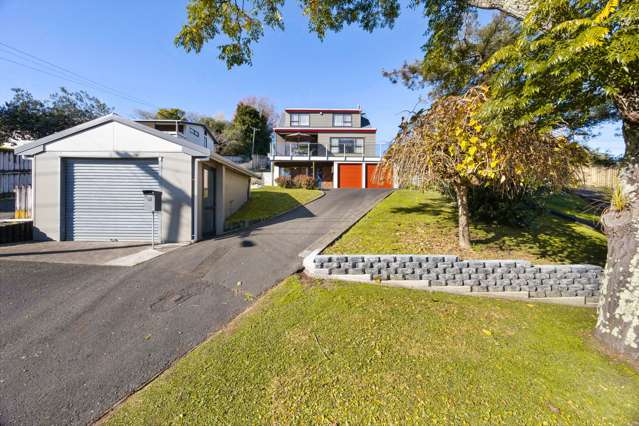 17 Huia Avenue Forest Lake_1