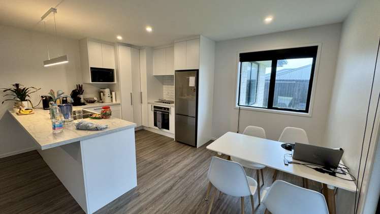 168 Coulson Road 10446_2