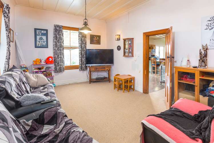 235 Victoria Street Pukekohe_6