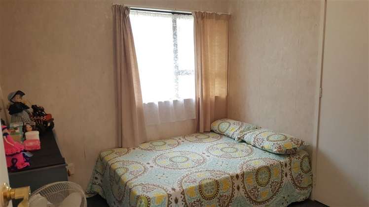 23 Glen Close Glen Eden_5