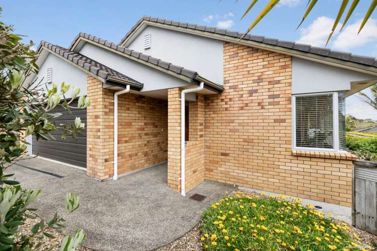 12 Jelas Road Red Beach_1