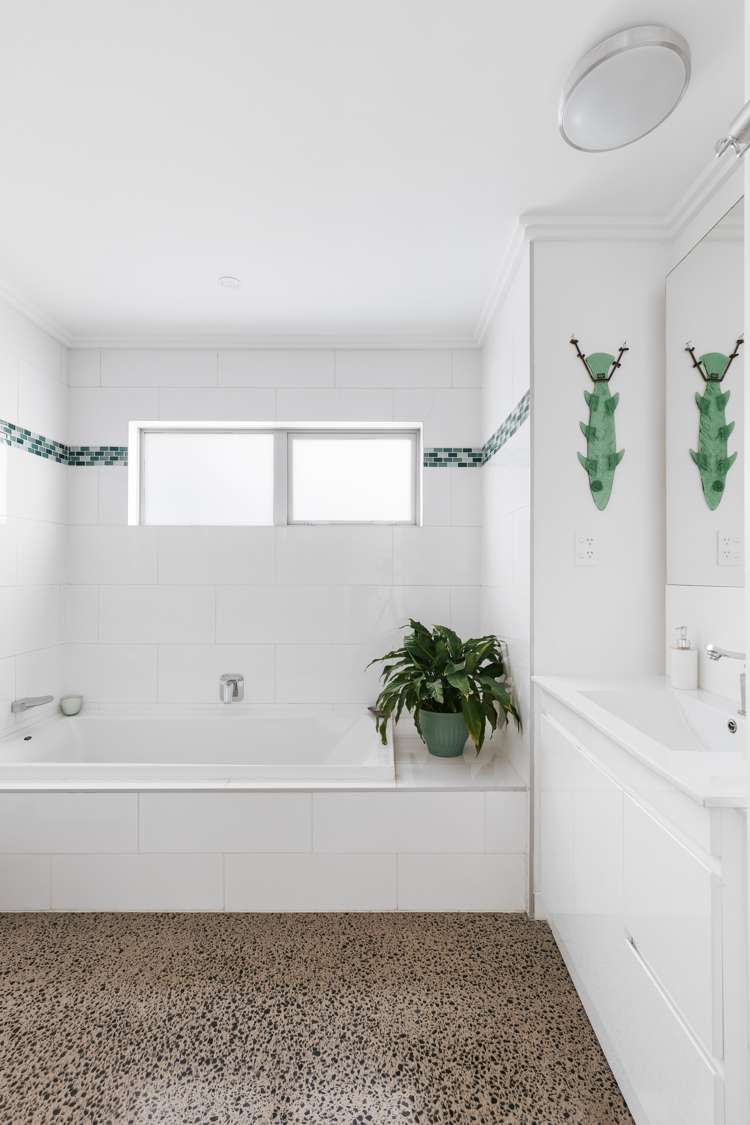 19 Utopia Park Heights Welcome Bay_12