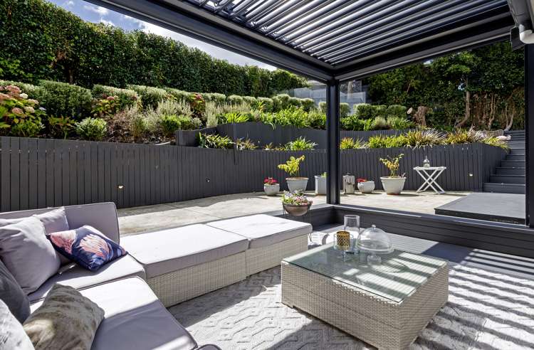 35 Pickwick Parade Mellons Bay_31