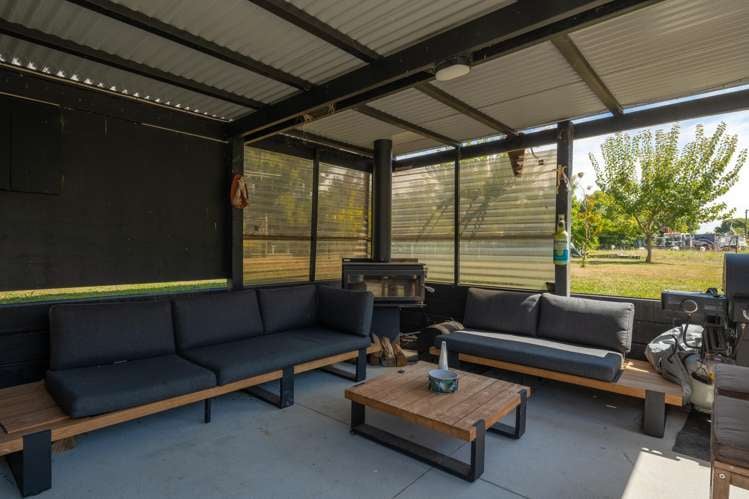 99 Dillons Point Road Islington_32