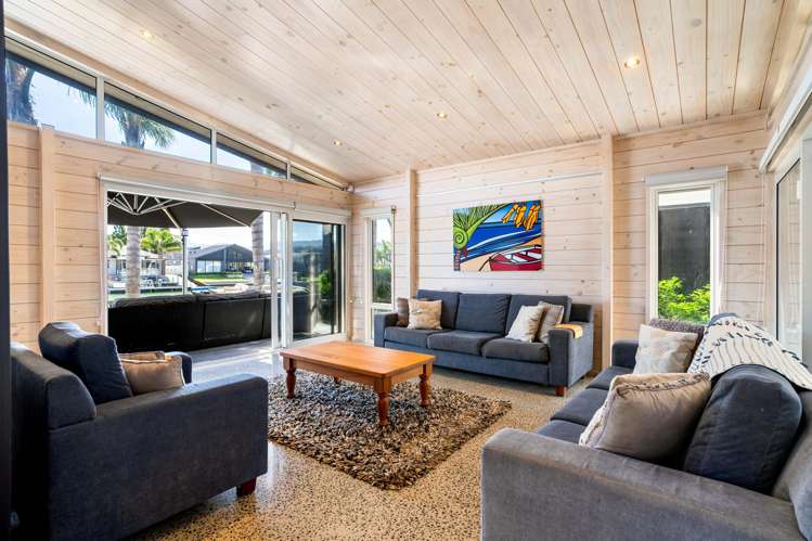 527 Waterways Parade Pauanui_18