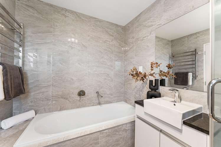 7A Mamuku Drive Massey_16