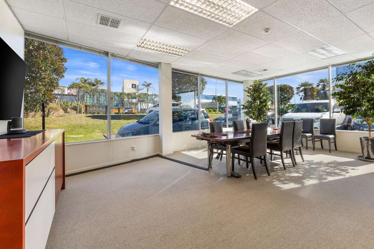 5/1 William Pickering Drive_1