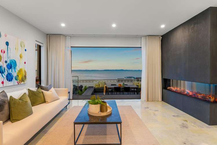 18A The Esplanade Eastern Beach_26