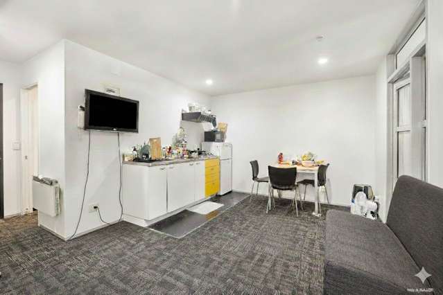 802/138 Anzac Avenue City Centre_3