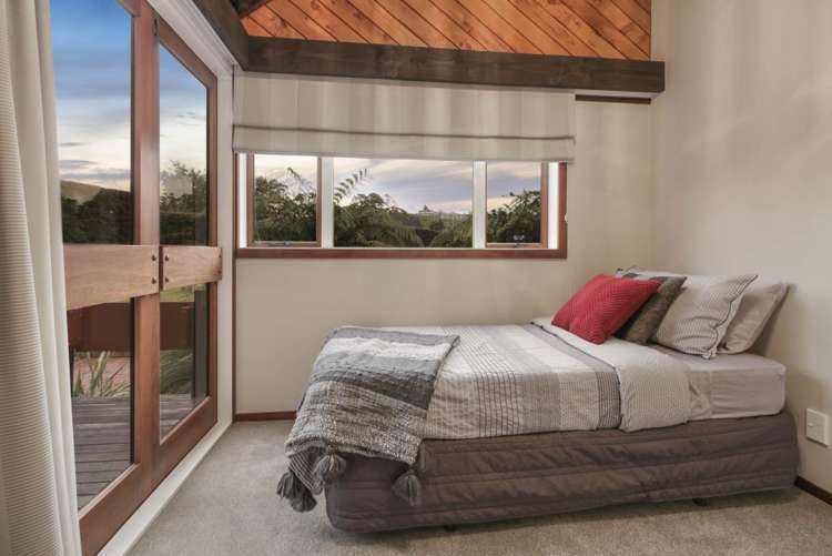 62 Muriwai Road Waimauku_10