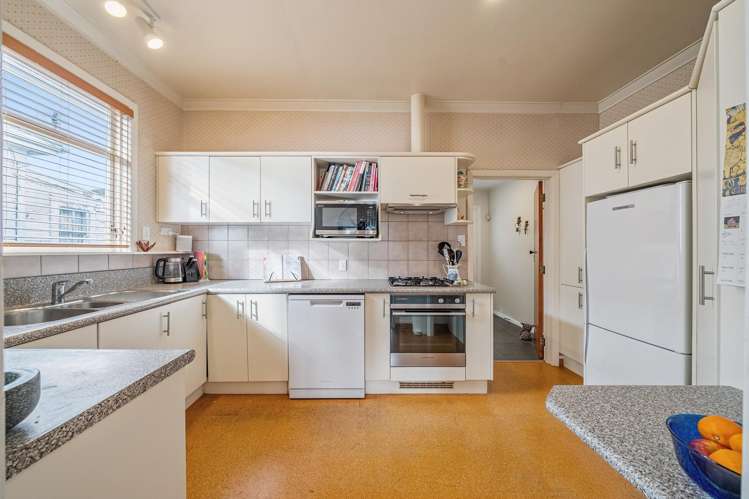 204 Waiwhetu Road Waterloo_3