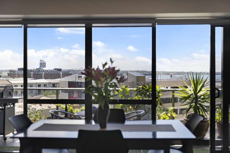 406/1 Hobson Street Auckland Central_19