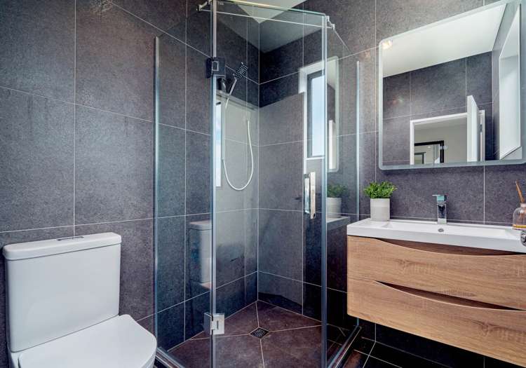 8 Poutawa Lane Clarks Beach_16