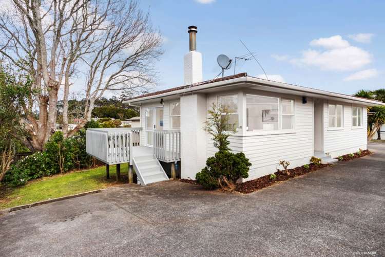 70 Glendene Avenue_0