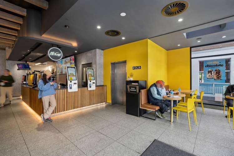 29 Camp Street Queenstown_11