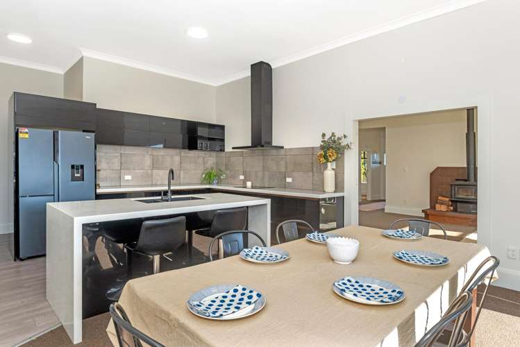 2 Cobden Street Gisborne_10