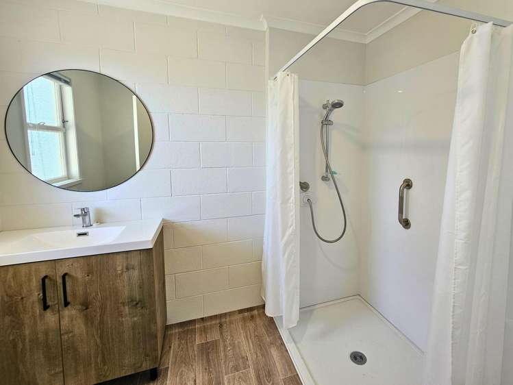 1/13A Karina Crescent Redwoodtown_7