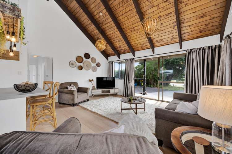 9 Pohutukawa Drive Opunake_5