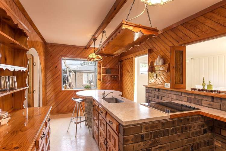 11 Castaing Crescent Te Atatu South_10