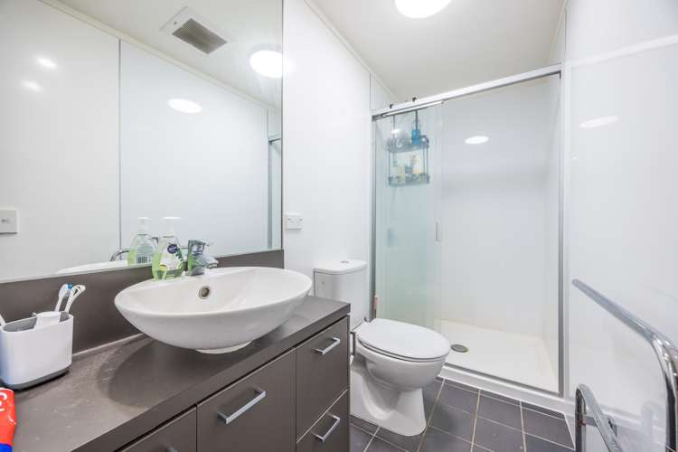 10K/135 Victoria Street West_5