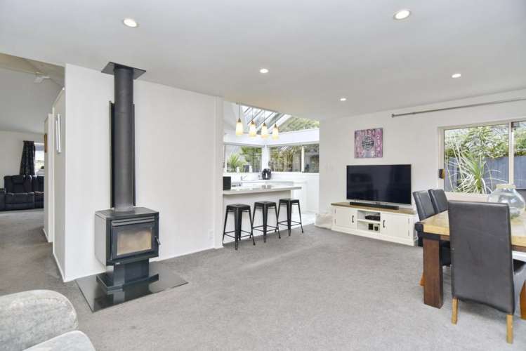 9 Tangmere Place Burwood_10