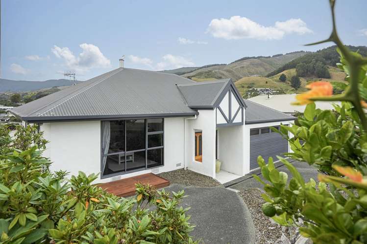 14 Olympus Way Richmond_4