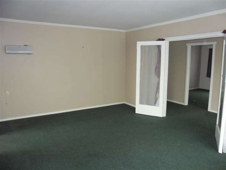 104 Grants Road Marchwiel_5