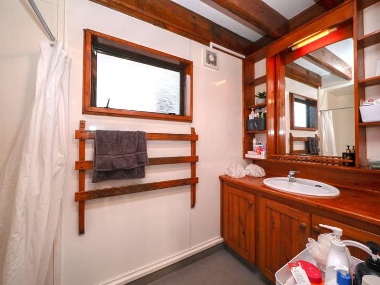 2/114 Harbour Tce North Dunedin_5