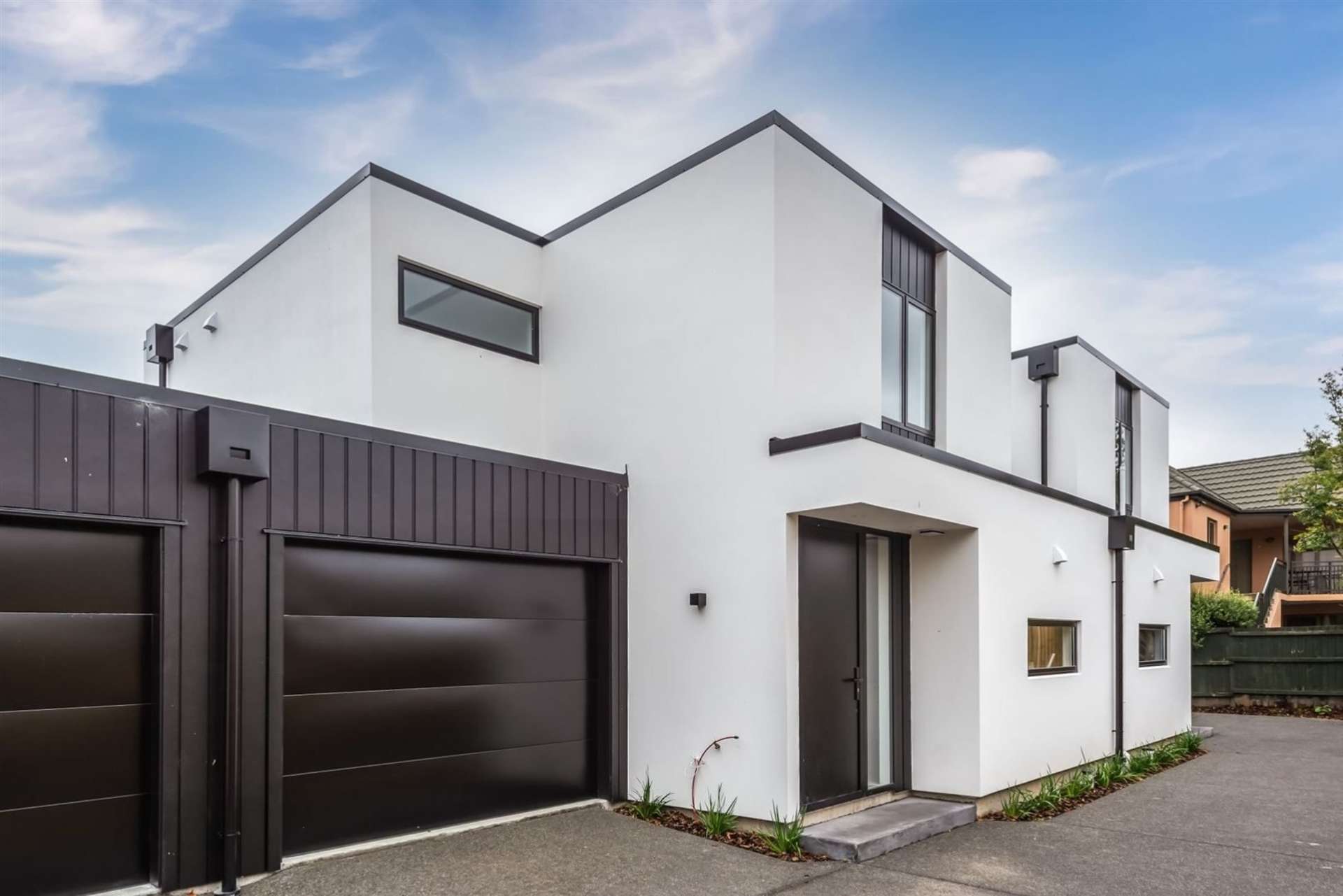 2/10 Bishop Street St. Albans_0