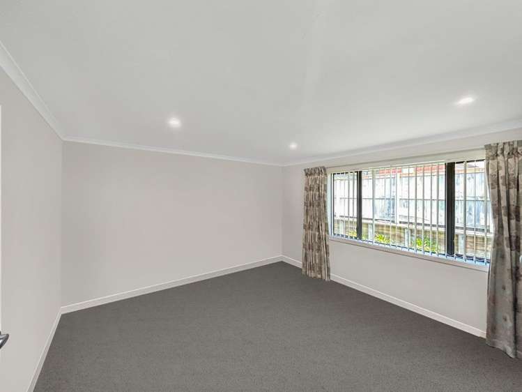 19 Gibraltar Way 10930_2
