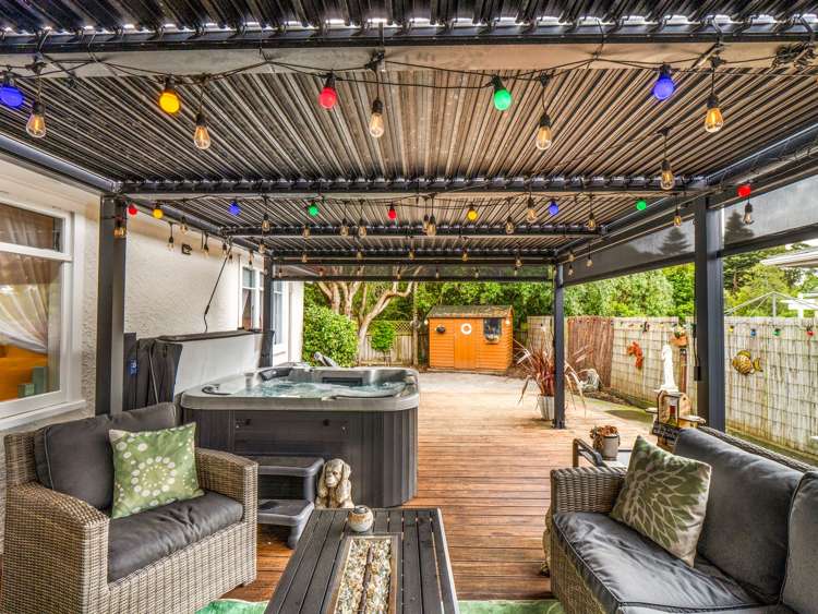 31 Brassey Road Saint Johns Hill_22